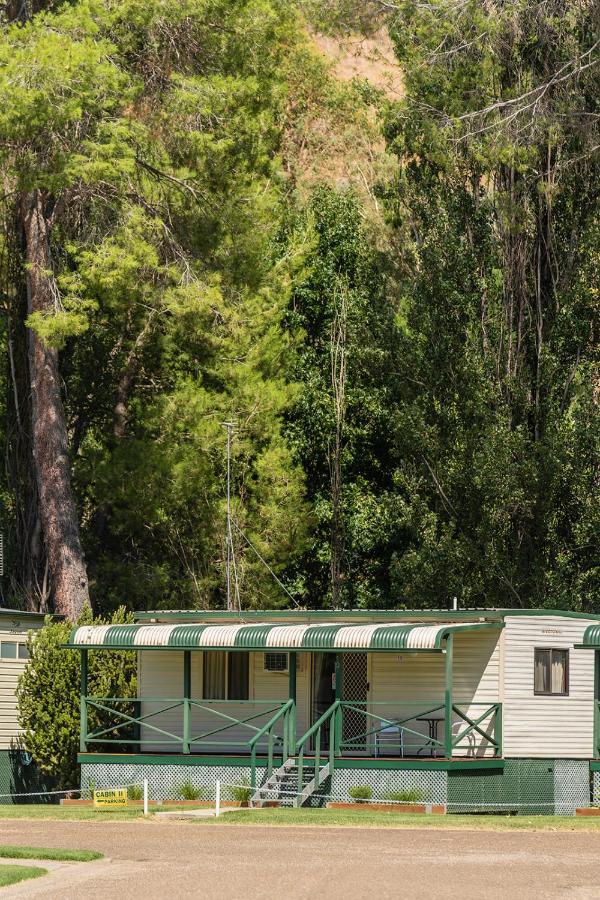 Gundagai Cabins & Tourist Park Ngoại thất bức ảnh