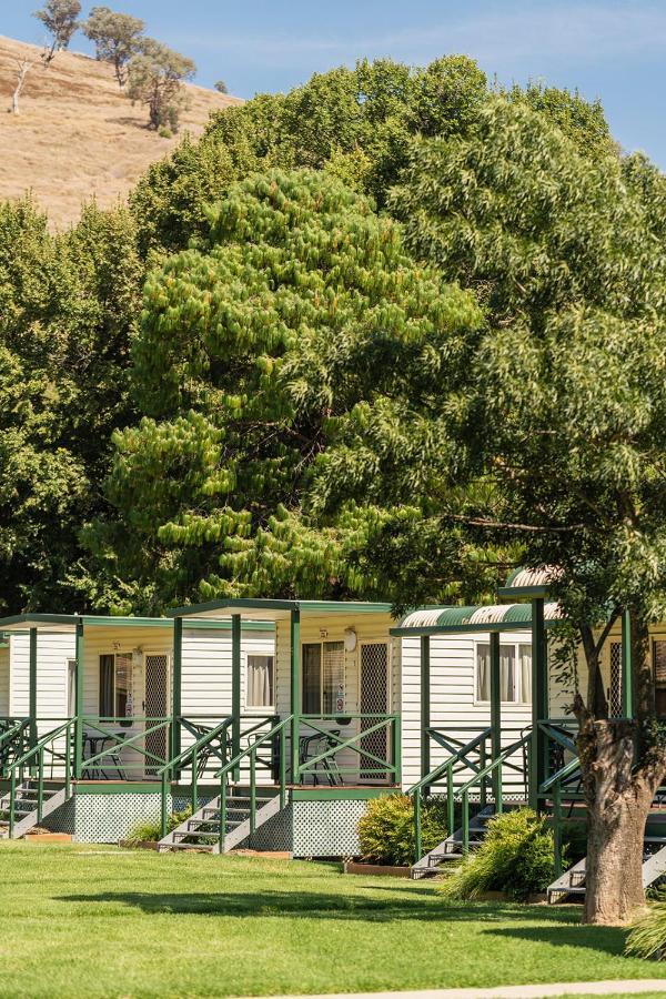 Gundagai Cabins & Tourist Park Ngoại thất bức ảnh