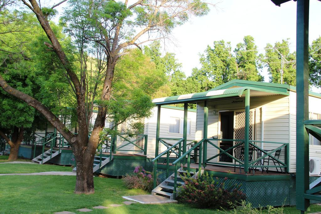 Gundagai Cabins & Tourist Park Ngoại thất bức ảnh