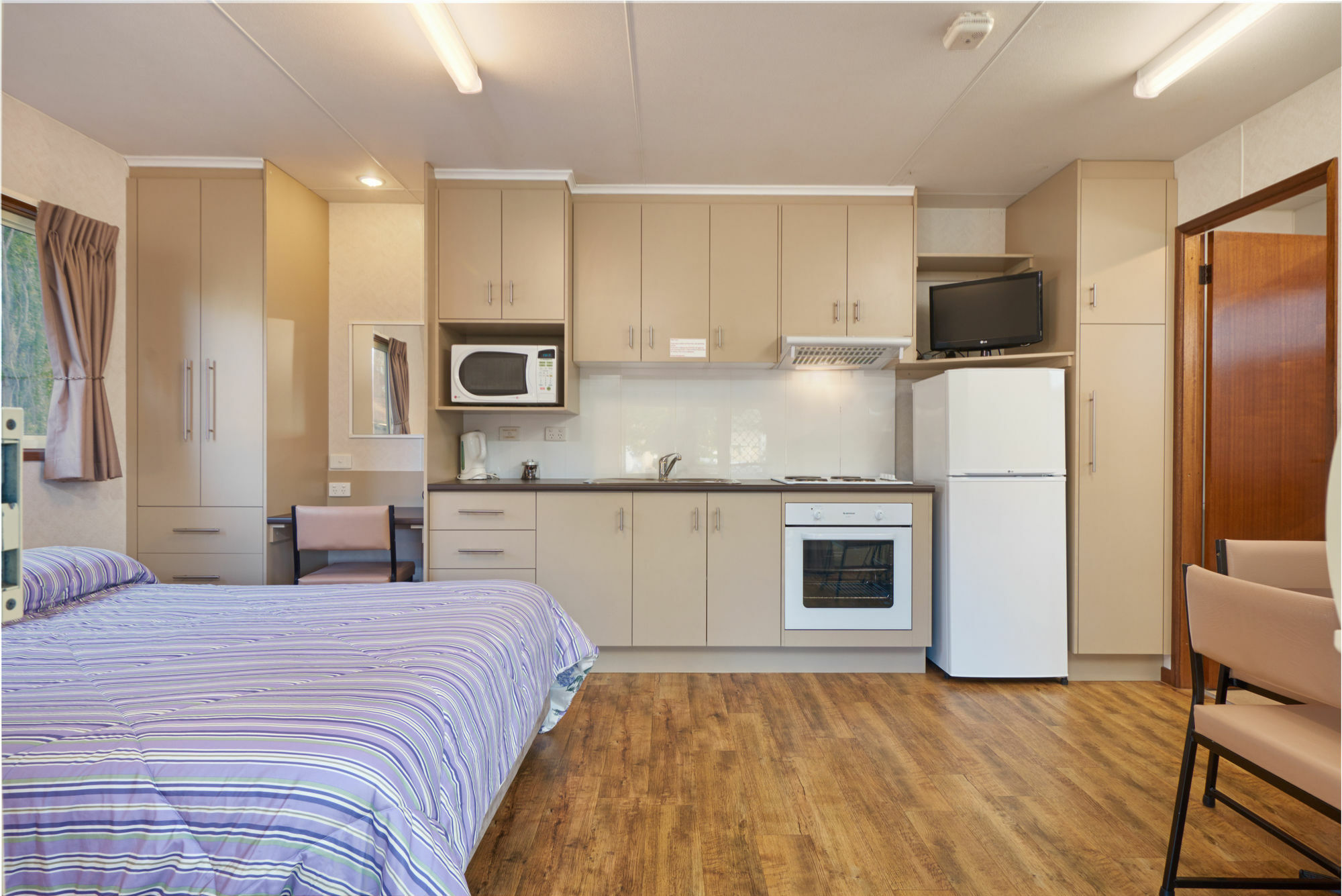 Gundagai Cabins & Tourist Park Ngoại thất bức ảnh